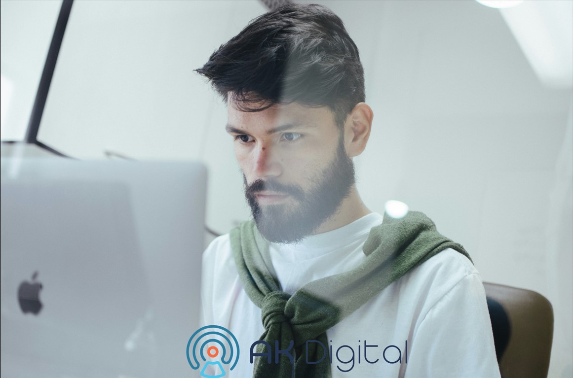 Servicios de transformación digital en España | Asegura tu éxito empresarial con la ayuda de AK Digital