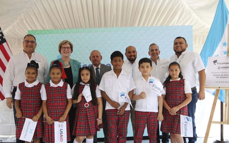 El rol de Ficohsa en la educación transformadora de Honduras
